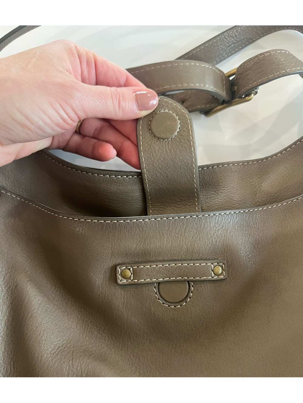 NWT Frye Olivia Large Crossbody Bag - Ice Taupe Color - Picture 4 of 9